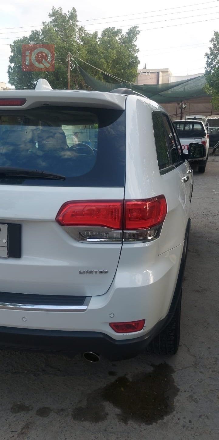 جيب جراند شيروكي